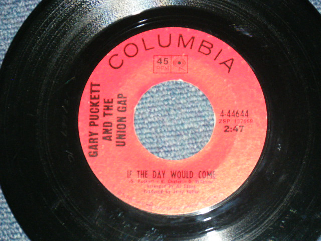 画像: GARY PUCKETT and The UNION GAP - A) OVER YOU B)  IF THE DAY WOULD COME  (Ex+/Ex+++) / 1968 US AMERICA ORIGINAL Used 7" Single With PICTURE SLEEVE  